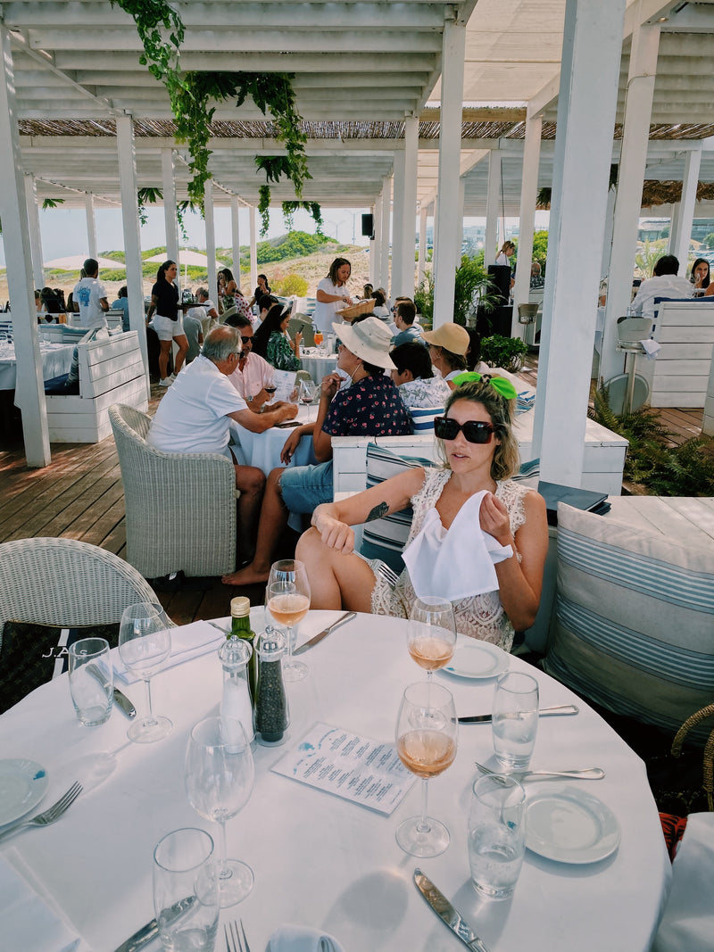 BAGATELLE MANANTIALES, FANS DEL CHAMPAGNE